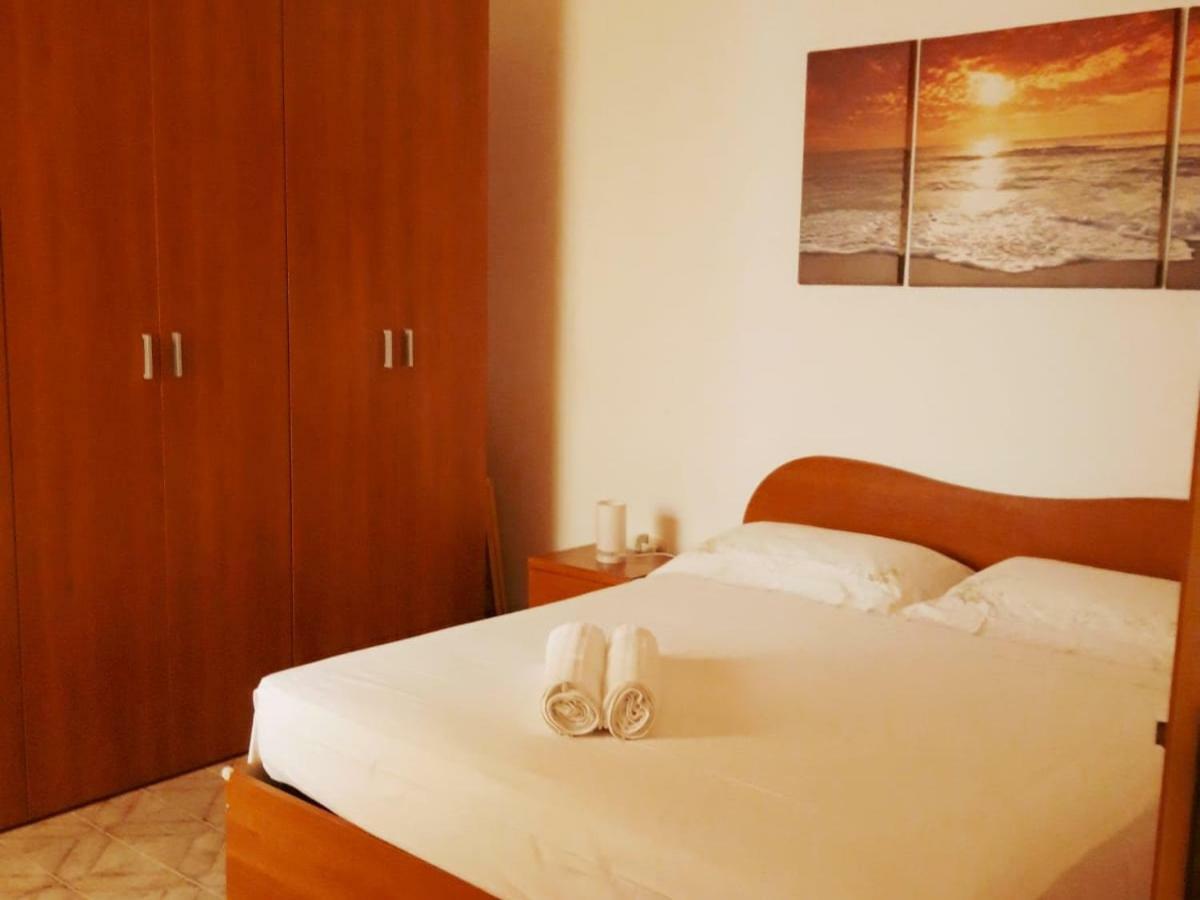 Casa Vacanze Sonia Torre Lapillo Dış mekan fotoğraf