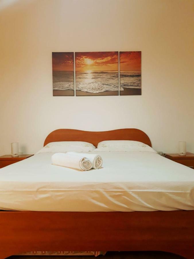 Casa Vacanze Sonia Torre Lapillo Dış mekan fotoğraf