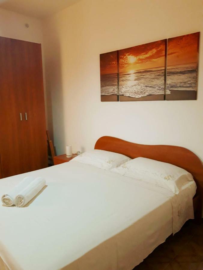 Casa Vacanze Sonia Torre Lapillo Dış mekan fotoğraf