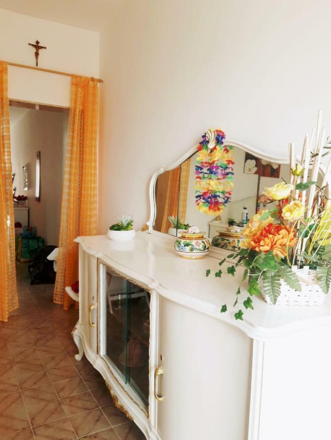 Casa Vacanze Sonia Torre Lapillo Dış mekan fotoğraf